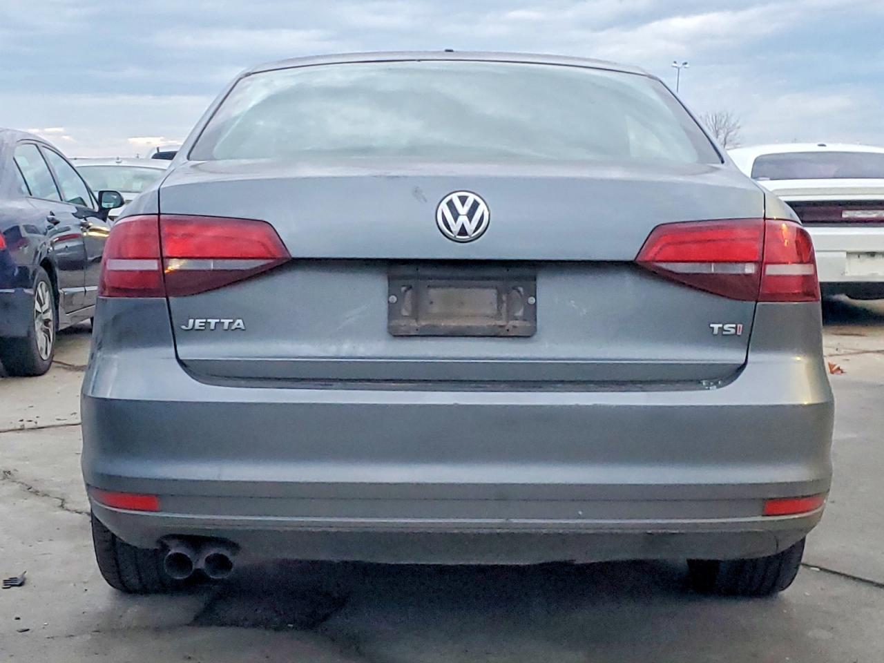2016 VOLKSWAGEN JETTA S photo 6