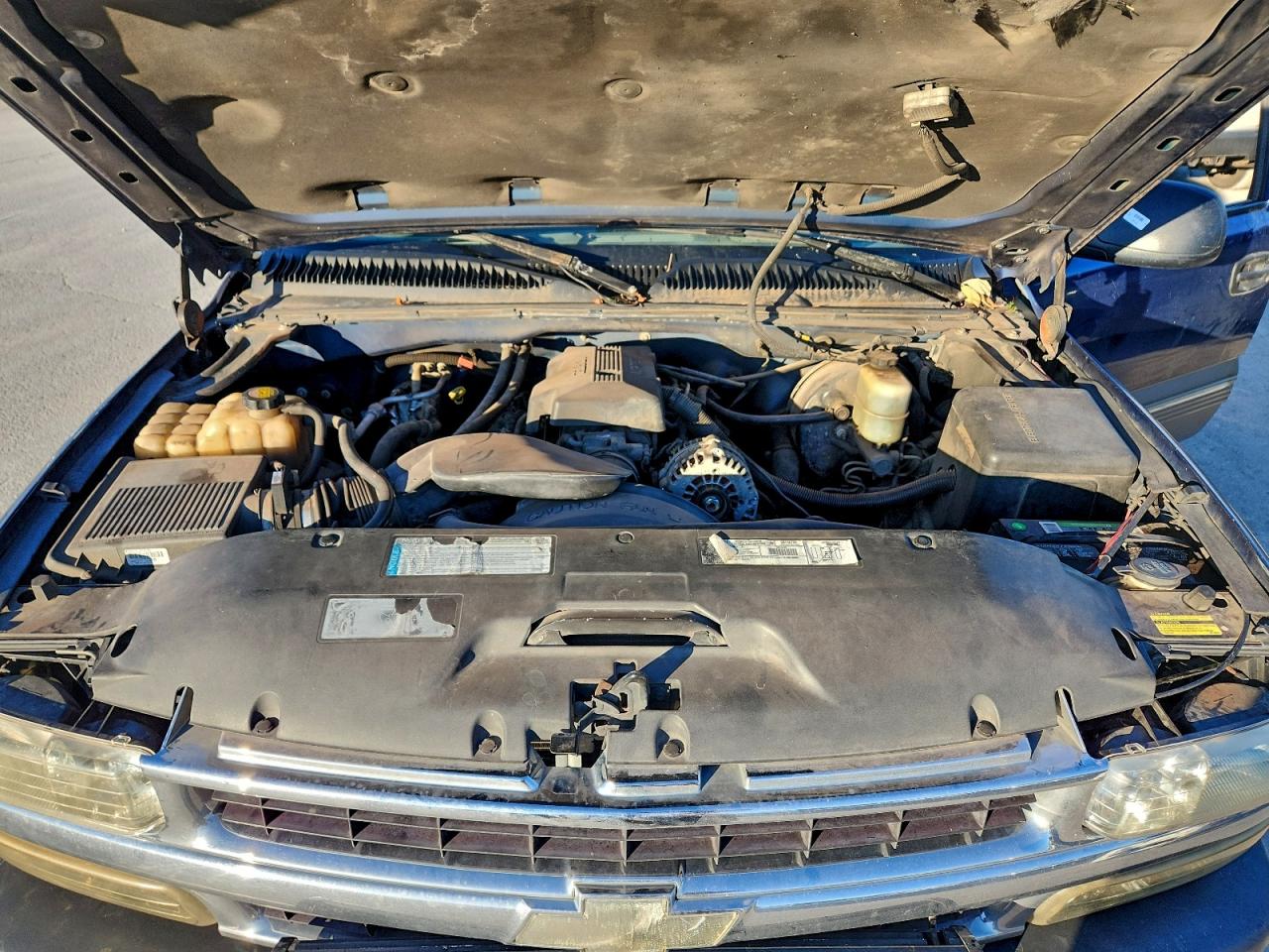 2000 CHEVROLET SILVERADO K1500 photo 11