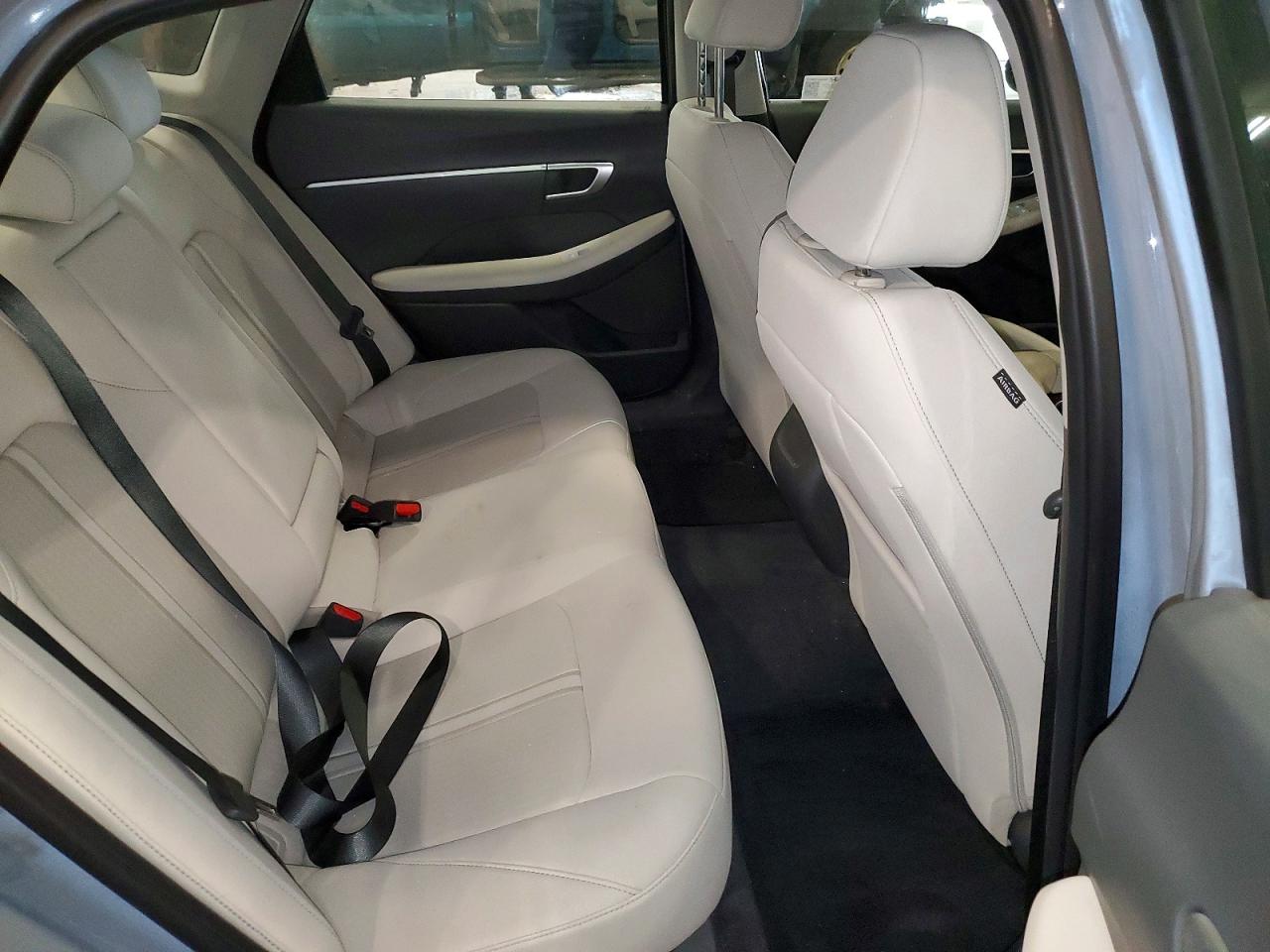 2024 HYUNDAI SONATA SEL photo 10