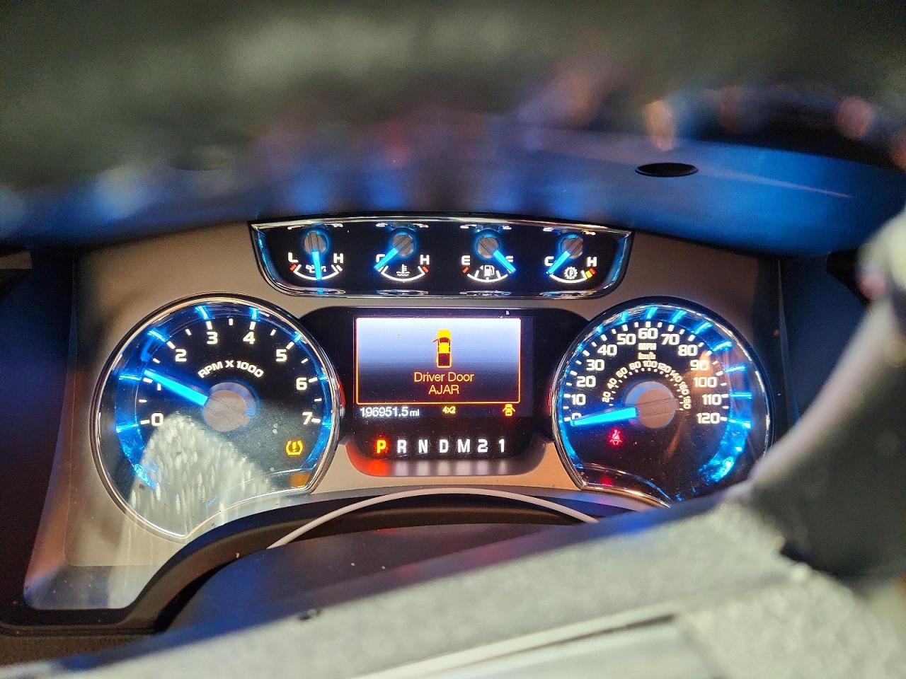 2013 FORD F150 SUPERCREW photo 9