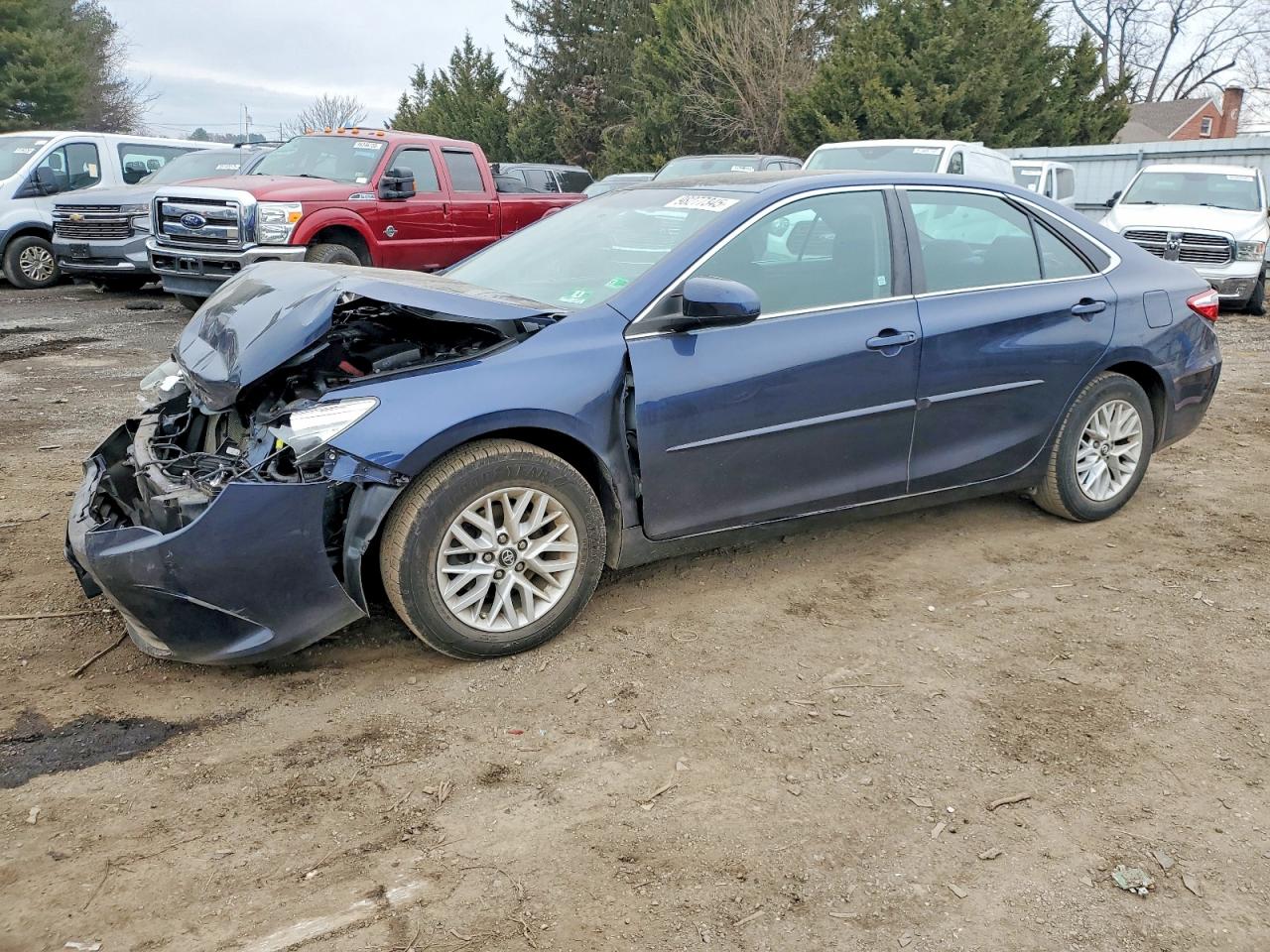 2016 TOYOTA CAMRY