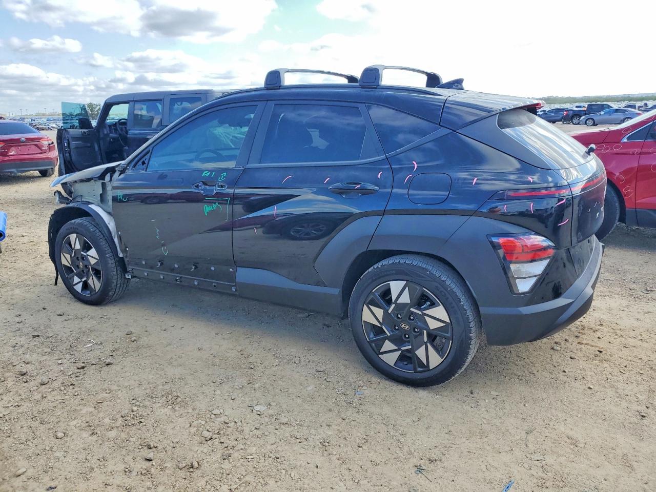 2025 HYUNDAI KONA SEL photo 2