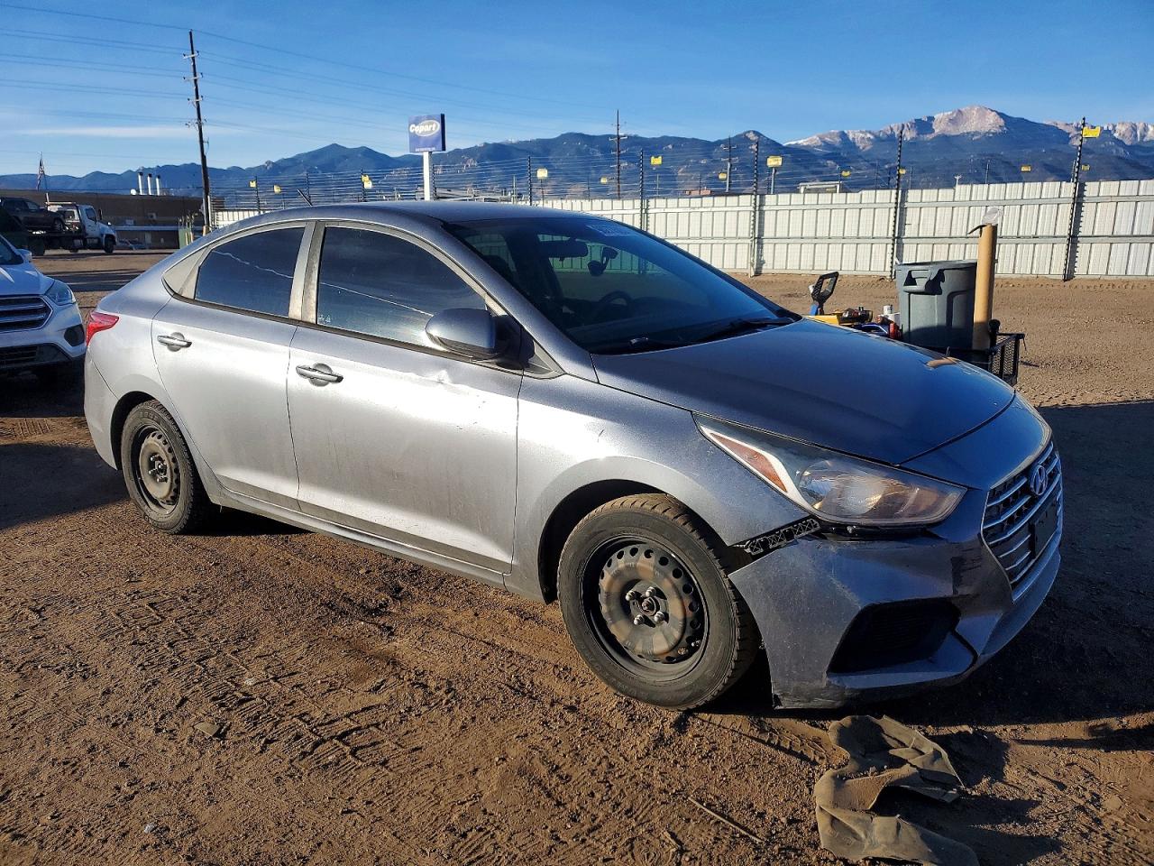 2019 HYUNDAI ACCENT SE photo 4