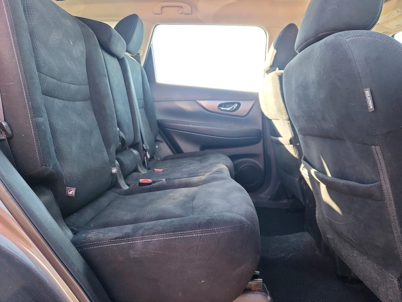 2016 NISSAN ROGUE S photo 10
