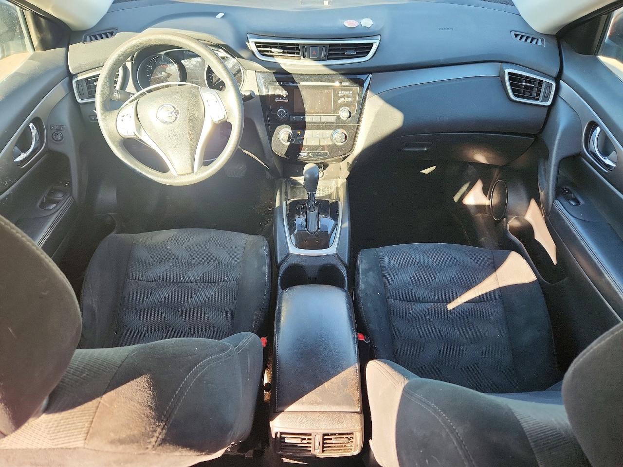 2016 NISSAN ROGUE S photo 8