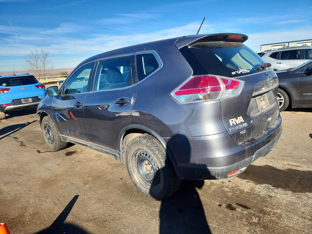 2016 NISSAN ROGUE S photo 2