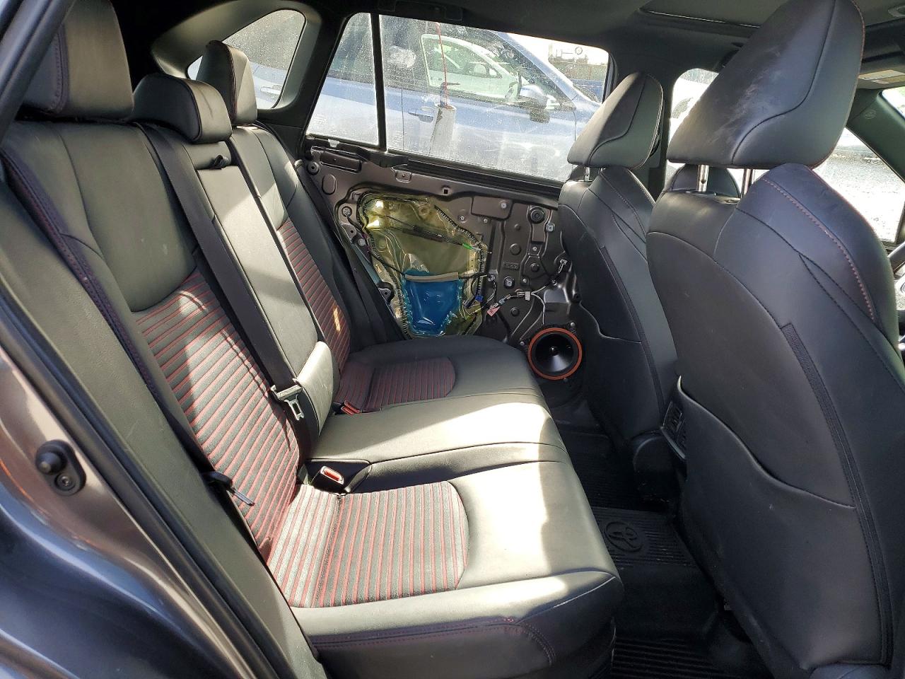 2024 TOYOTA RAV4 PRIME XSE photo 11