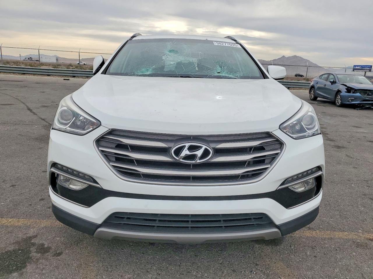 2017 HYUNDAI SANTA FE SPORT photo 5