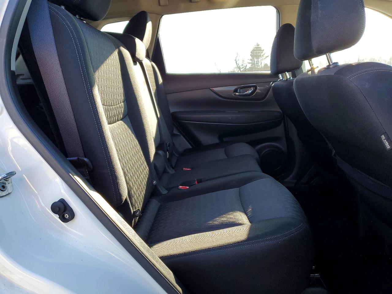 2018 NISSAN ROGUE S photo 10