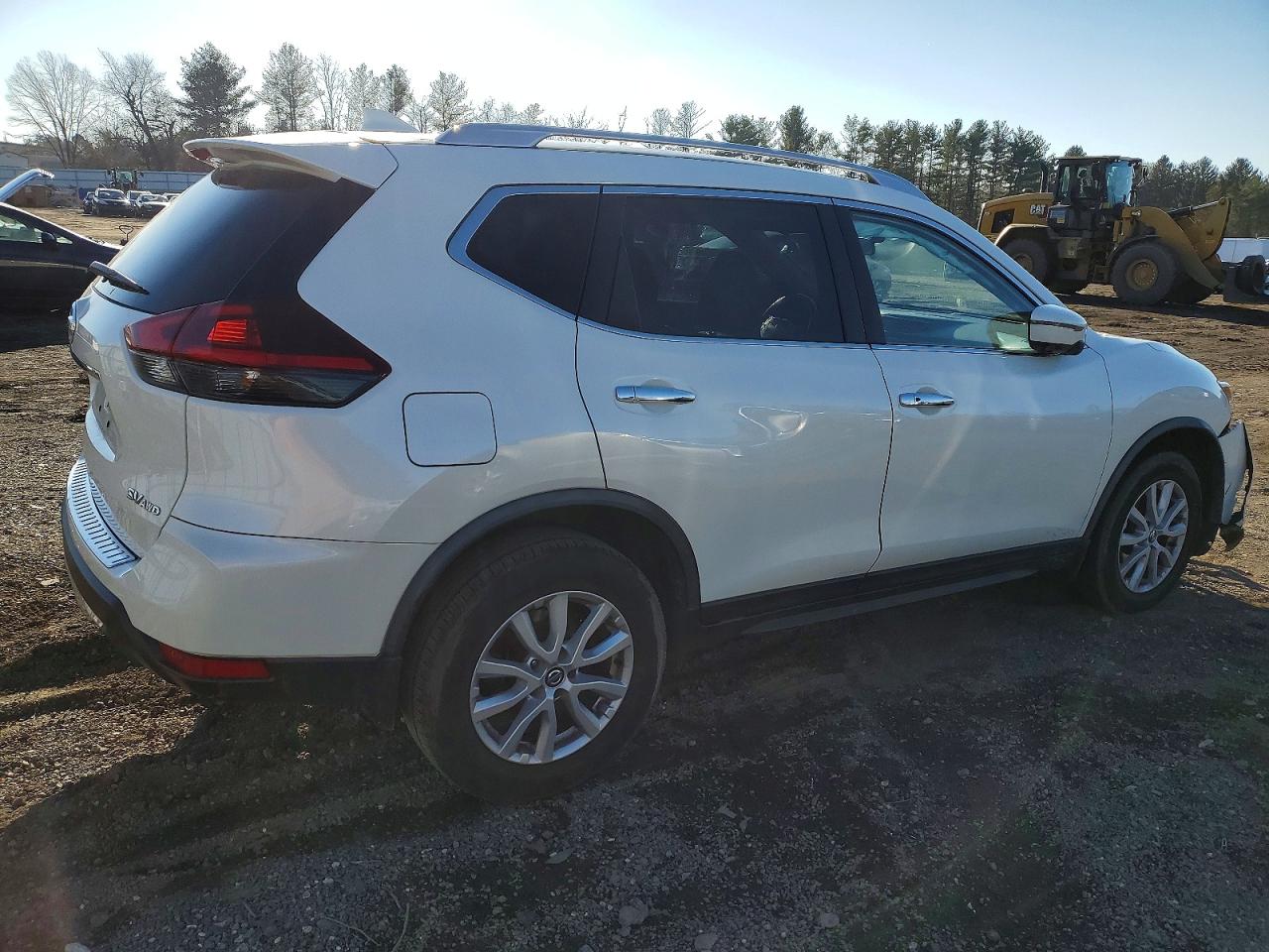 2018 NISSAN ROGUE S photo 3