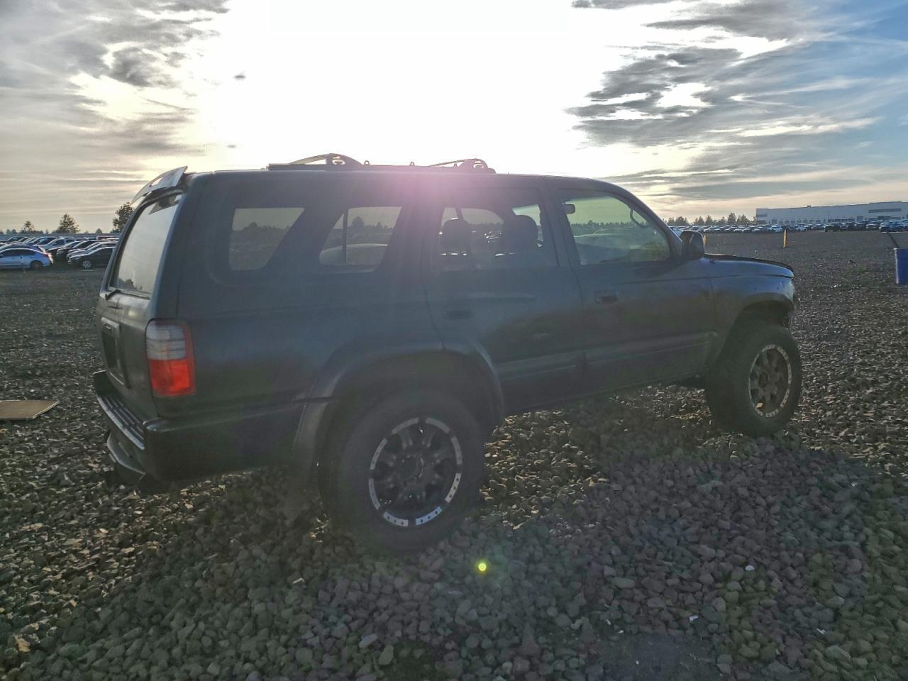 1997 TOYOTA 4RUNNER LIMITED photo 3