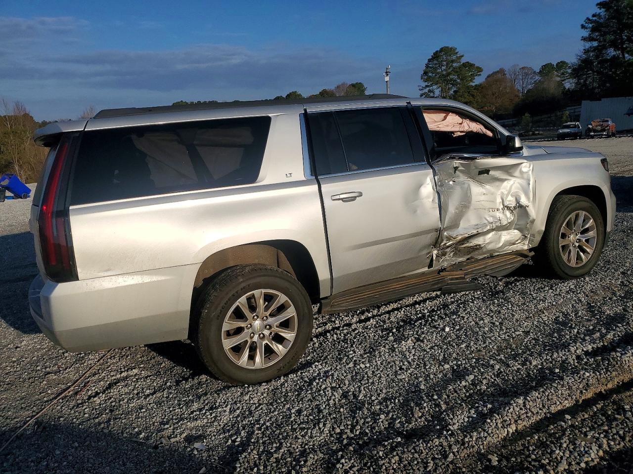 2018 CHEVROLET SUBURBAN C1500 LT photo 7