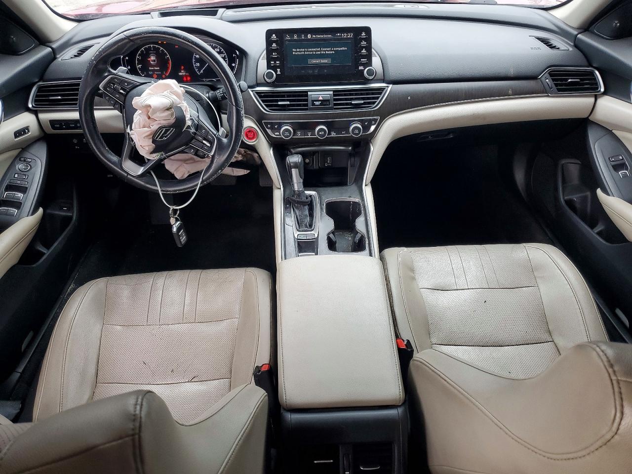 2018 HONDA ACCORD TOURING photo 8