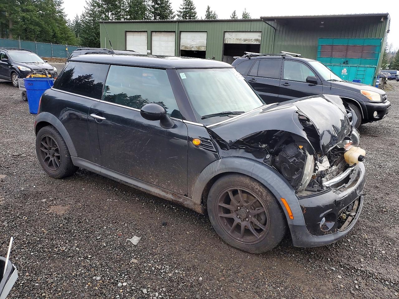 2012 MINI COOPER photo 13