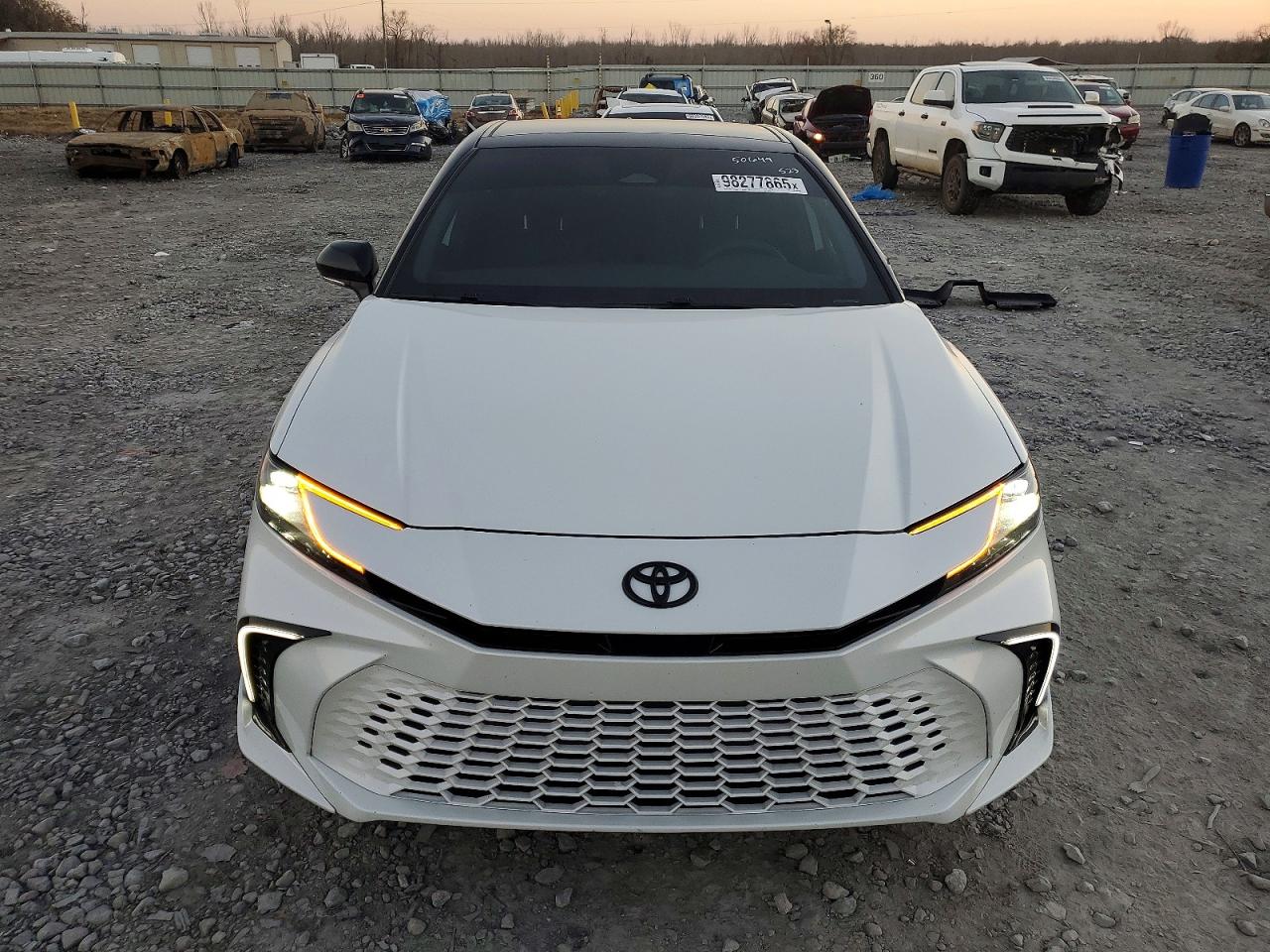 2025 TOYOTA CAMRY XSE photo 5