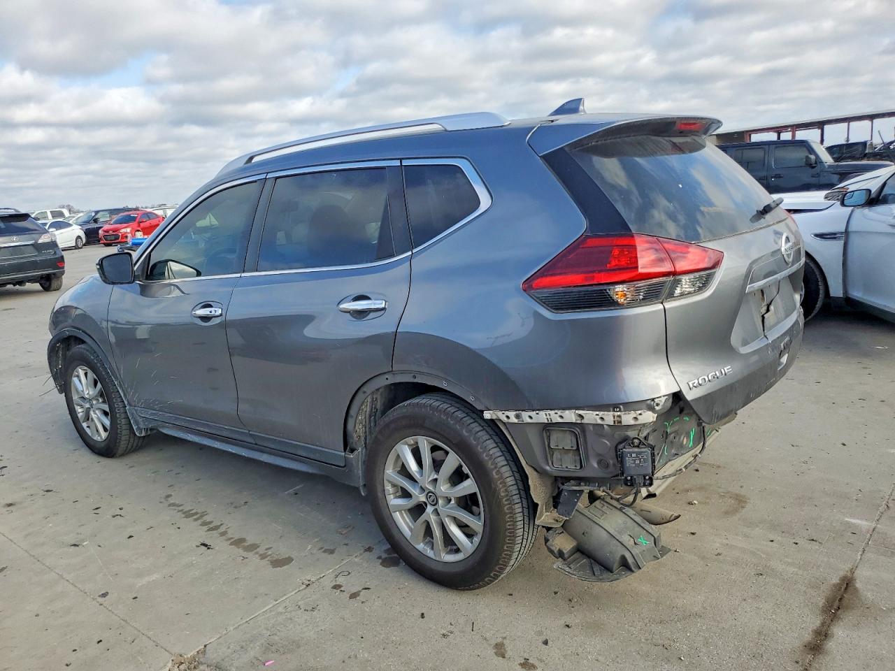 2017 NISSAN ROGUE S photo 2