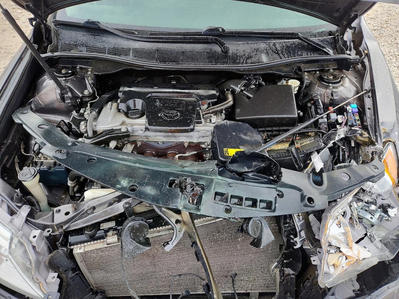 2013 TOYOTA CAMRY L photo 21