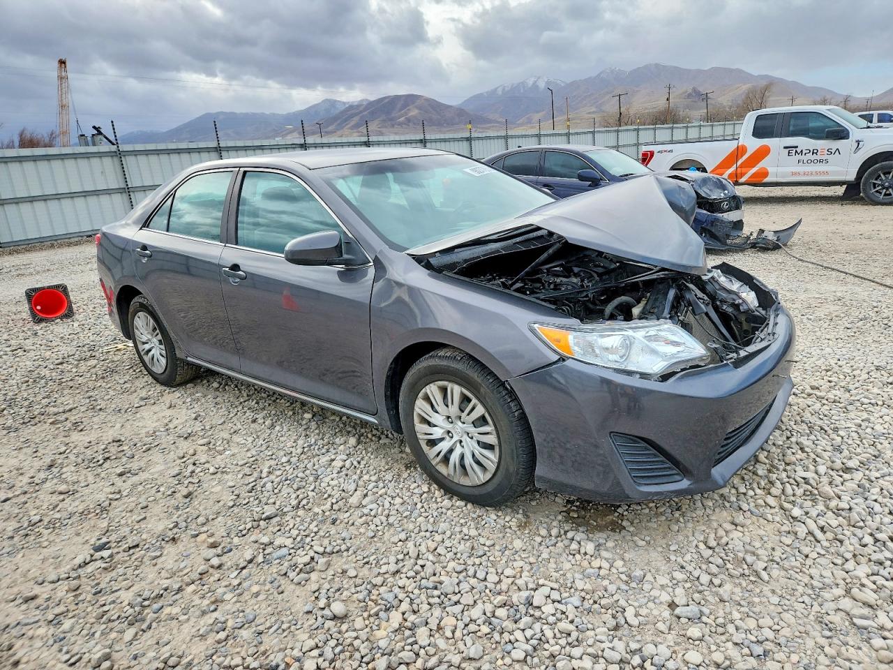 2013 TOYOTA CAMRY L photo 7