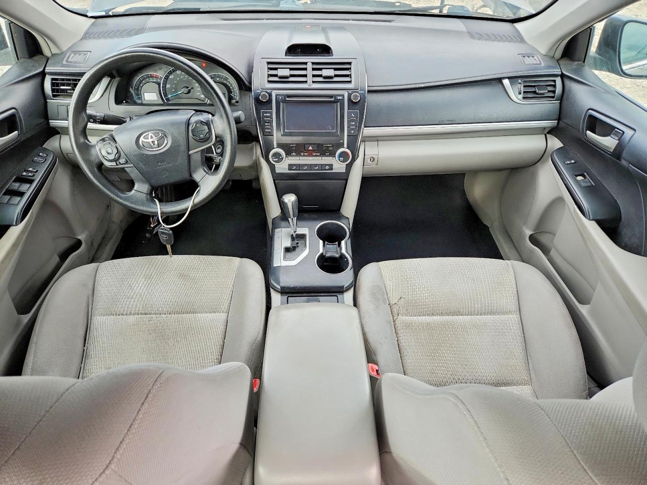 2013 TOYOTA CAMRY L photo 15