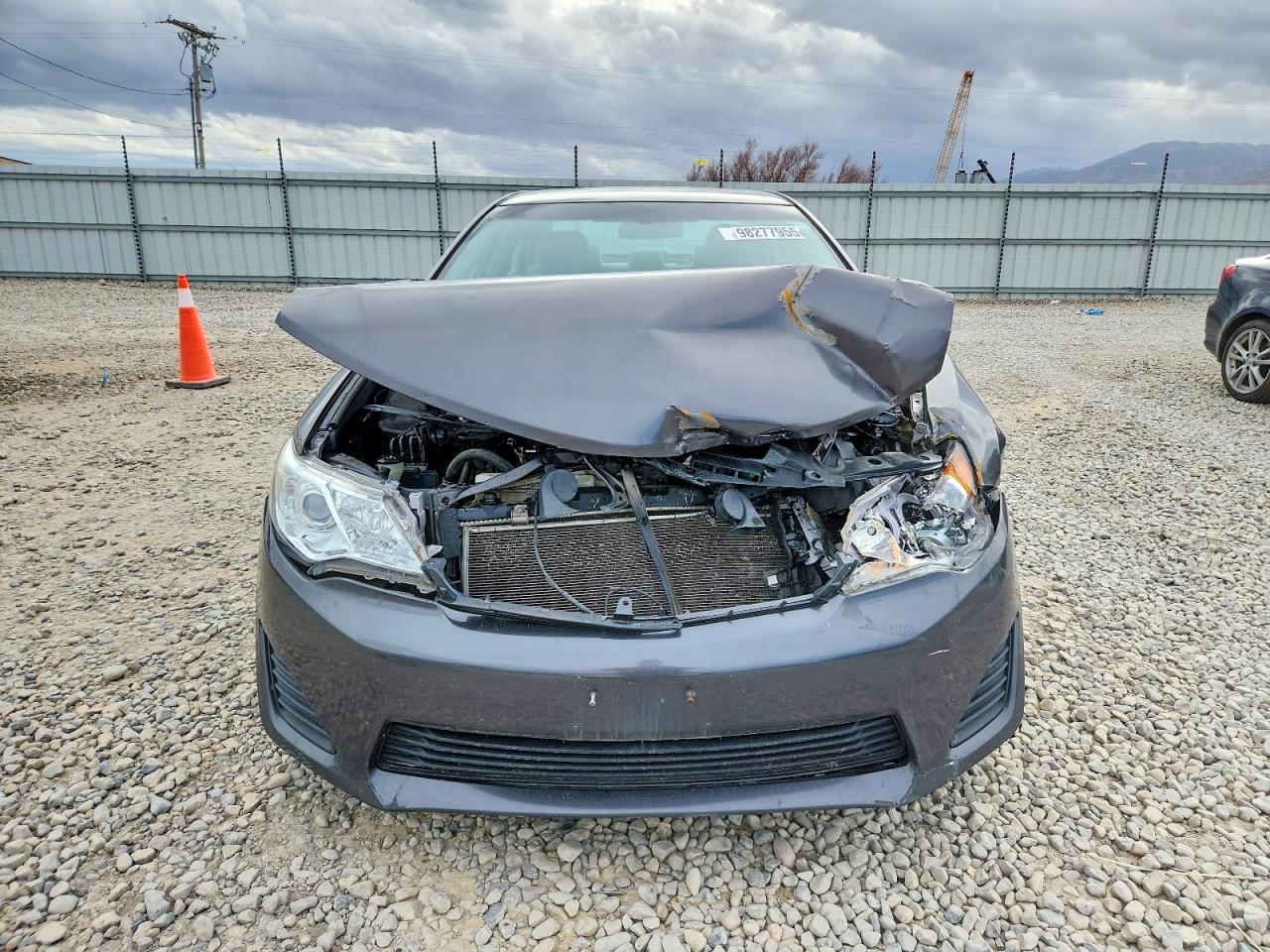 2013 TOYOTA CAMRY L photo 9