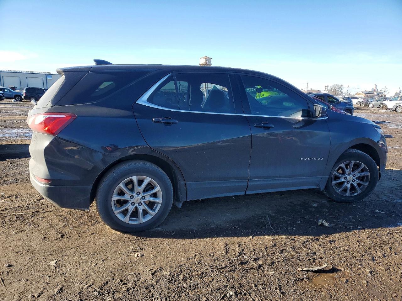 2018 CHEVROLET EQUINOX LT photo 3