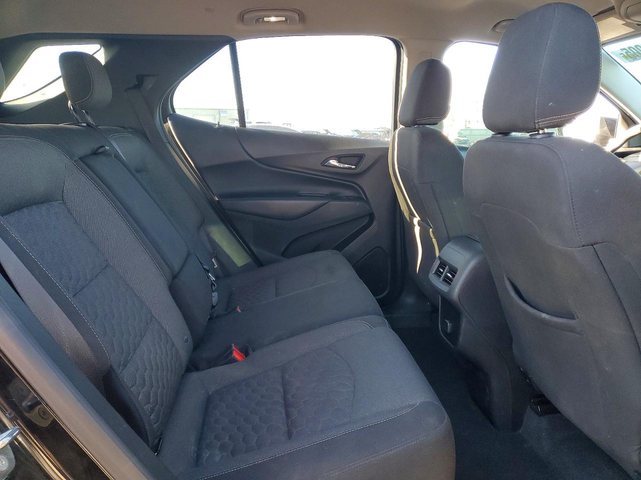 2018 CHEVROLET EQUINOX LT photo 11