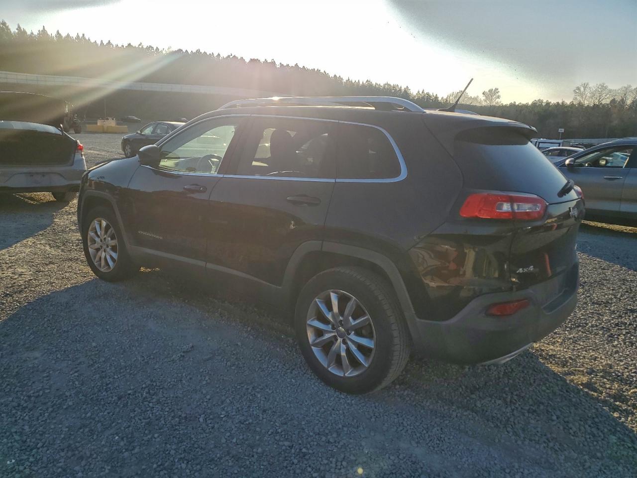 2015 JEEP CHEROKEE LIMITED photo 2