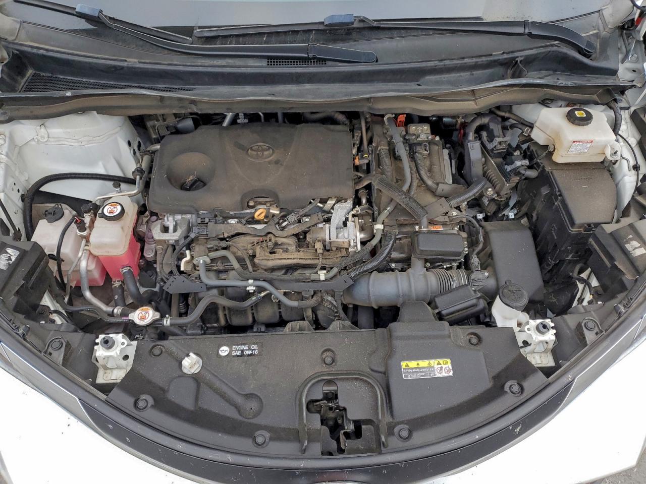 2021 TOYOTA SIENNA LE photo 12