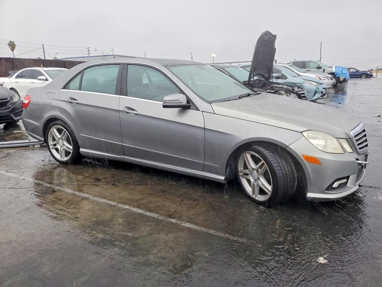 2011 MERCEDES-BENZ E 350 photo 4