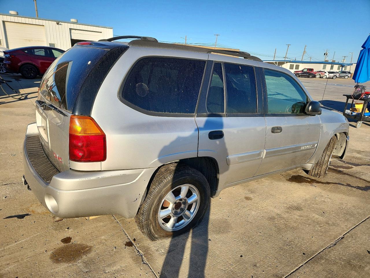 2004 GMC ENVOY photo 3