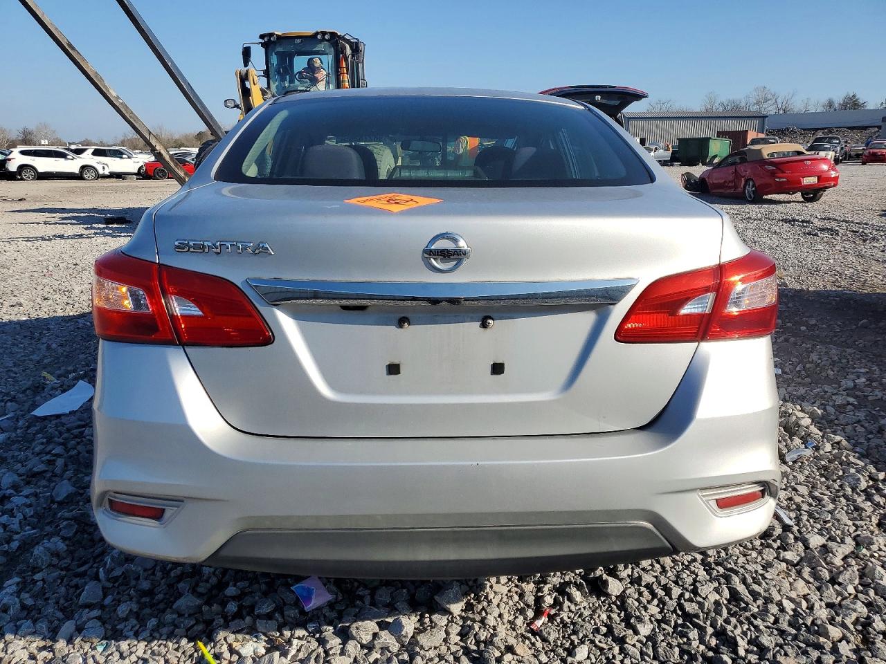 2018 NISSAN SENTRA S photo 6