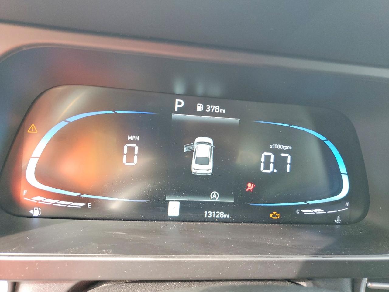 2025 HYUNDAI ELANTRA SE photo 9