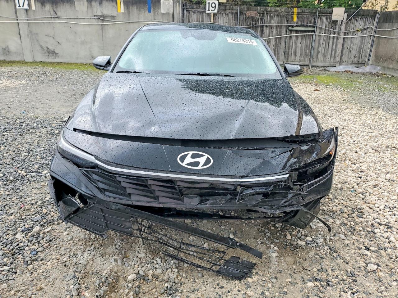 2025 HYUNDAI ELANTRA SE photo 5