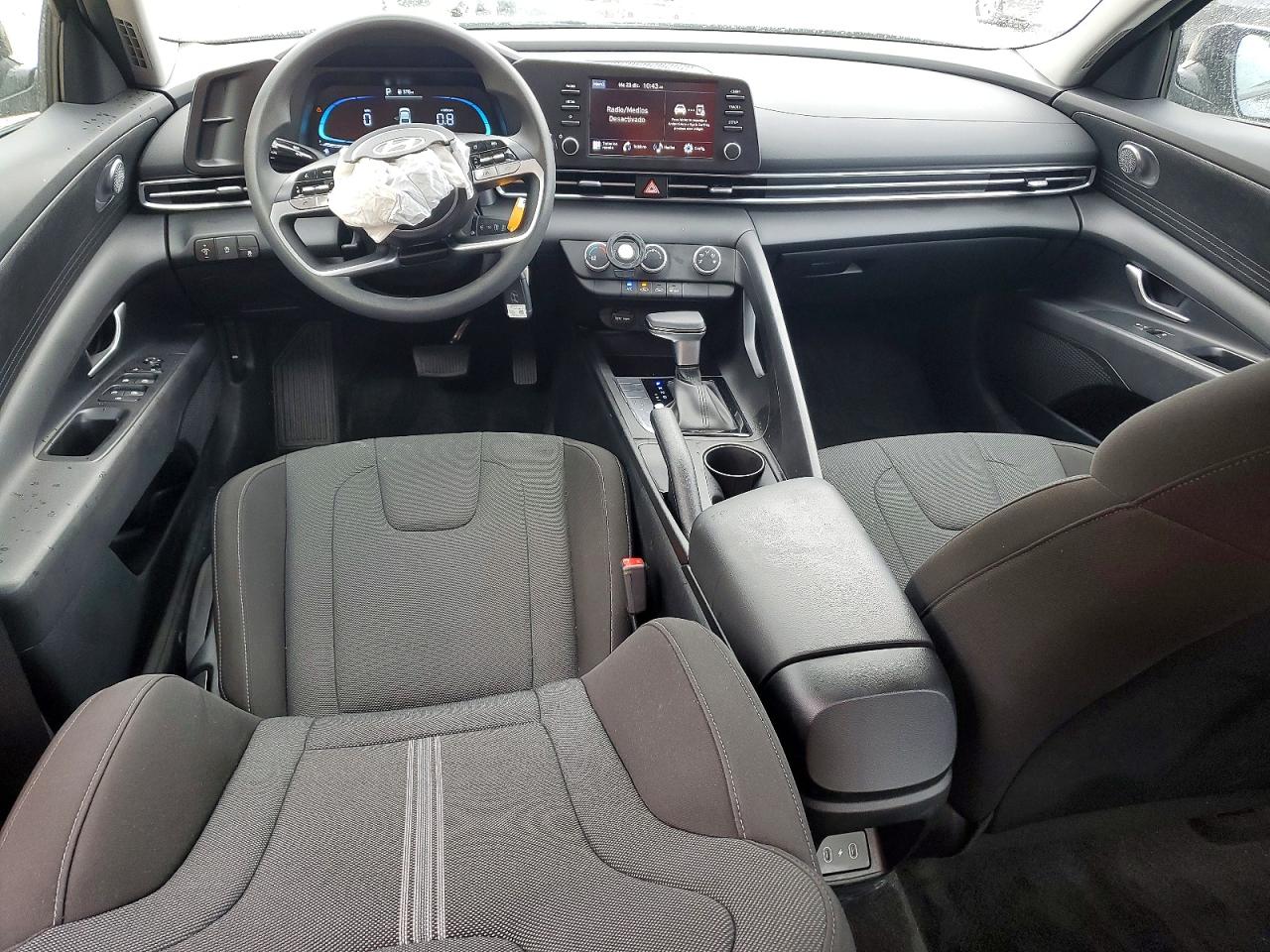 2025 HYUNDAI ELANTRA SE photo 8