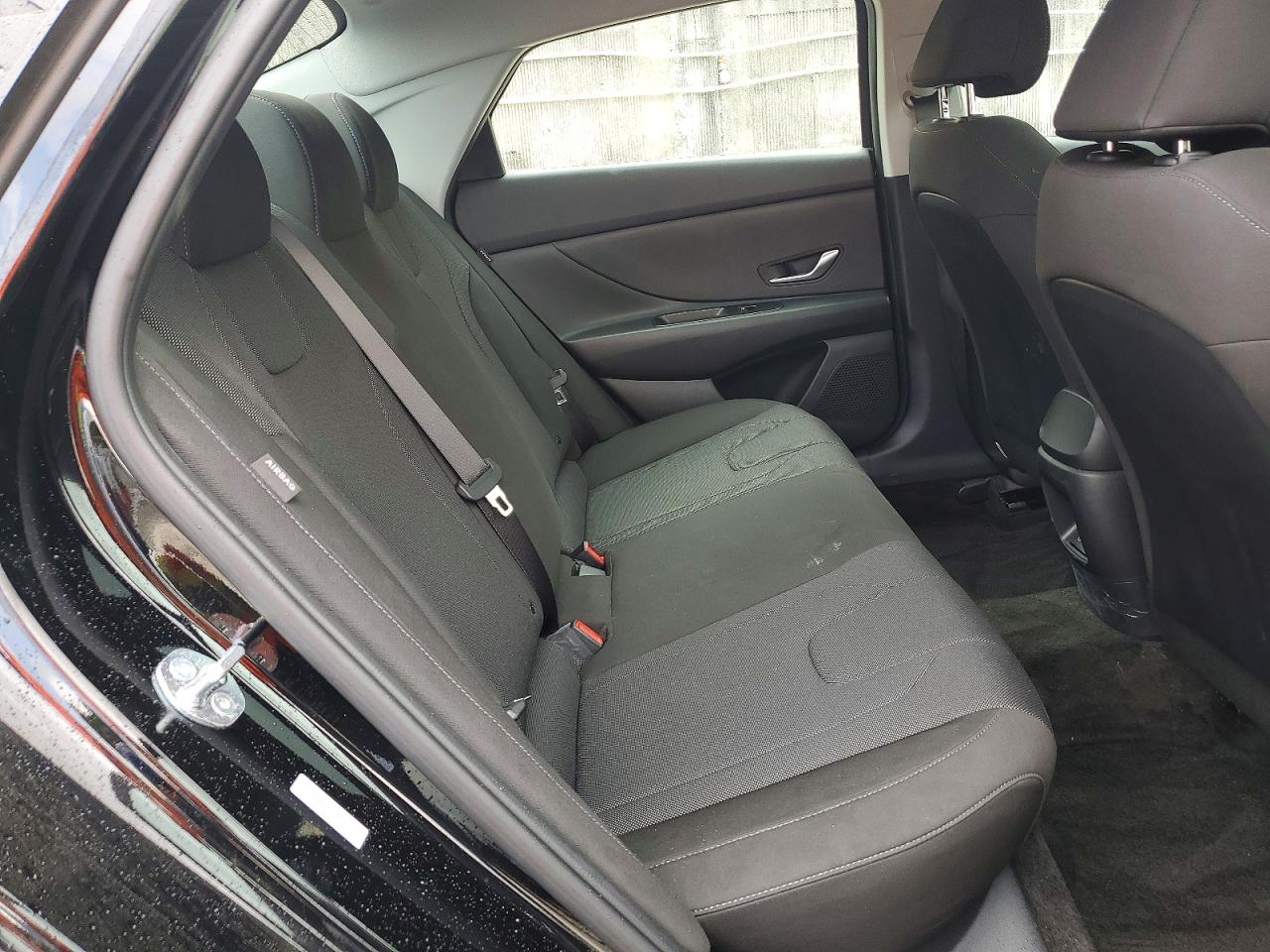 2025 HYUNDAI ELANTRA SE photo 10