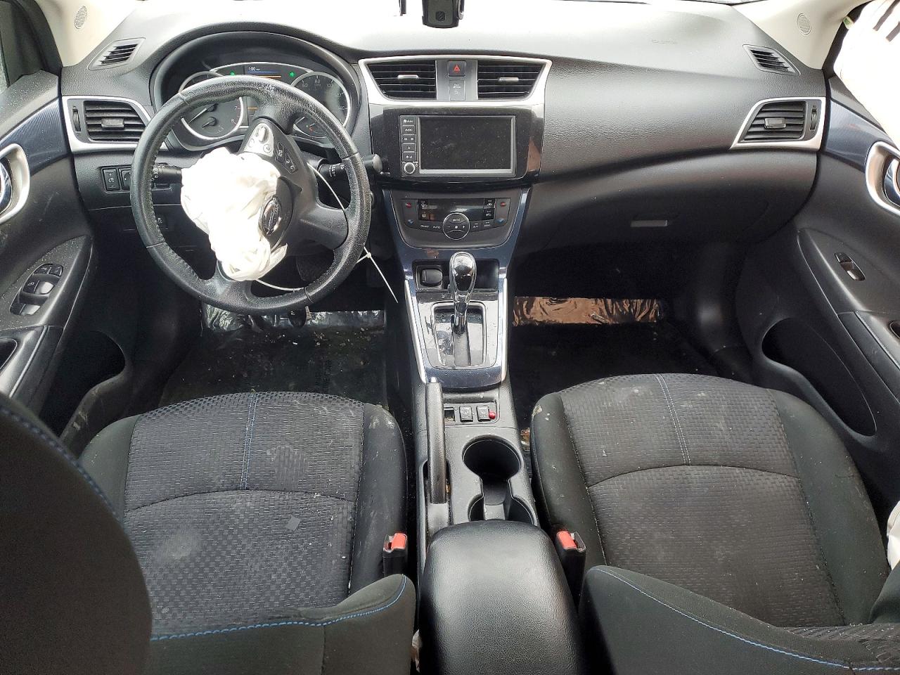 2019 NISSAN SENTRA S photo 8