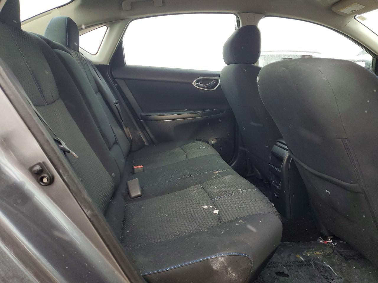 2019 NISSAN SENTRA S photo 10