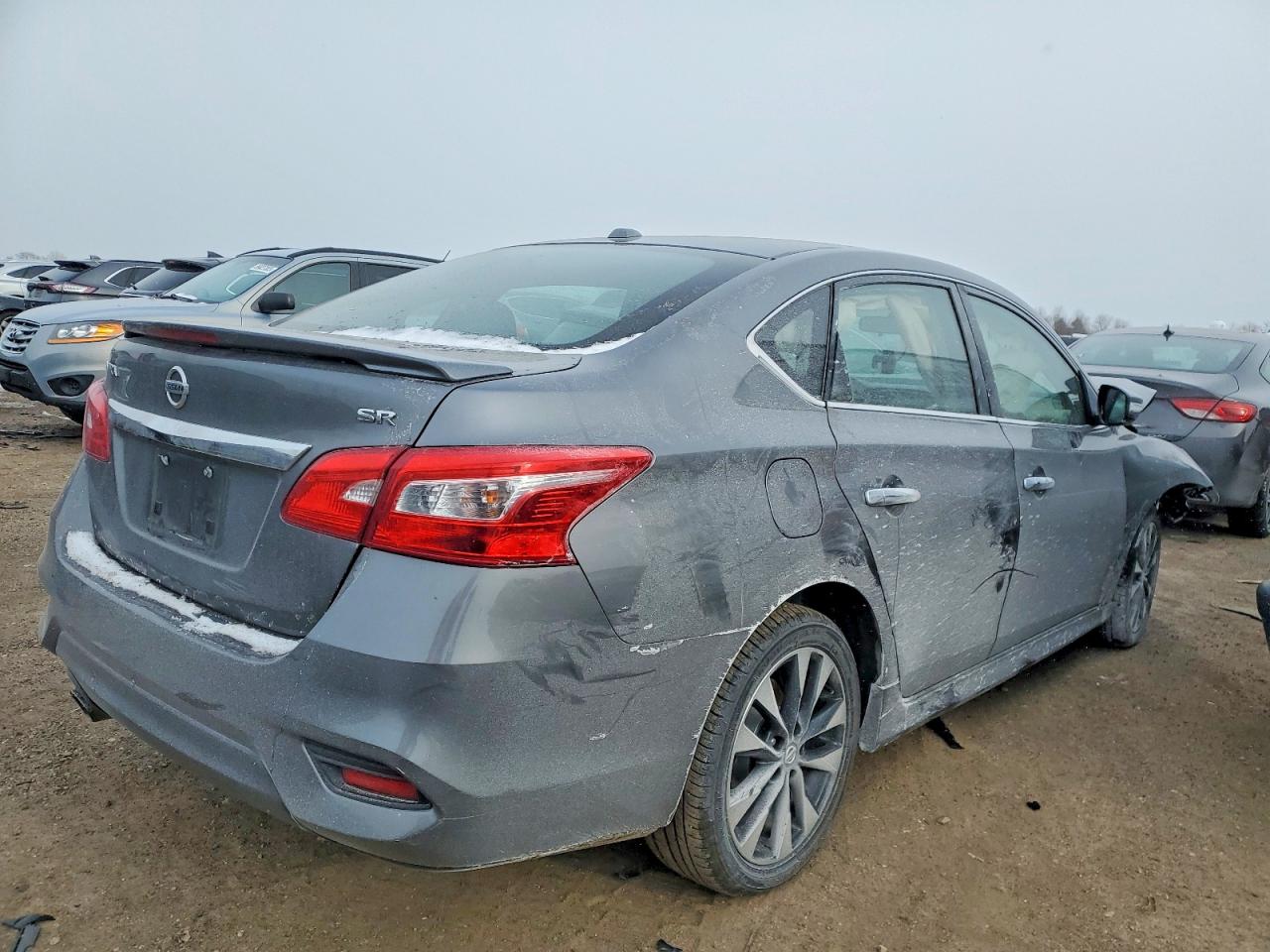 2019 NISSAN SENTRA S photo 3