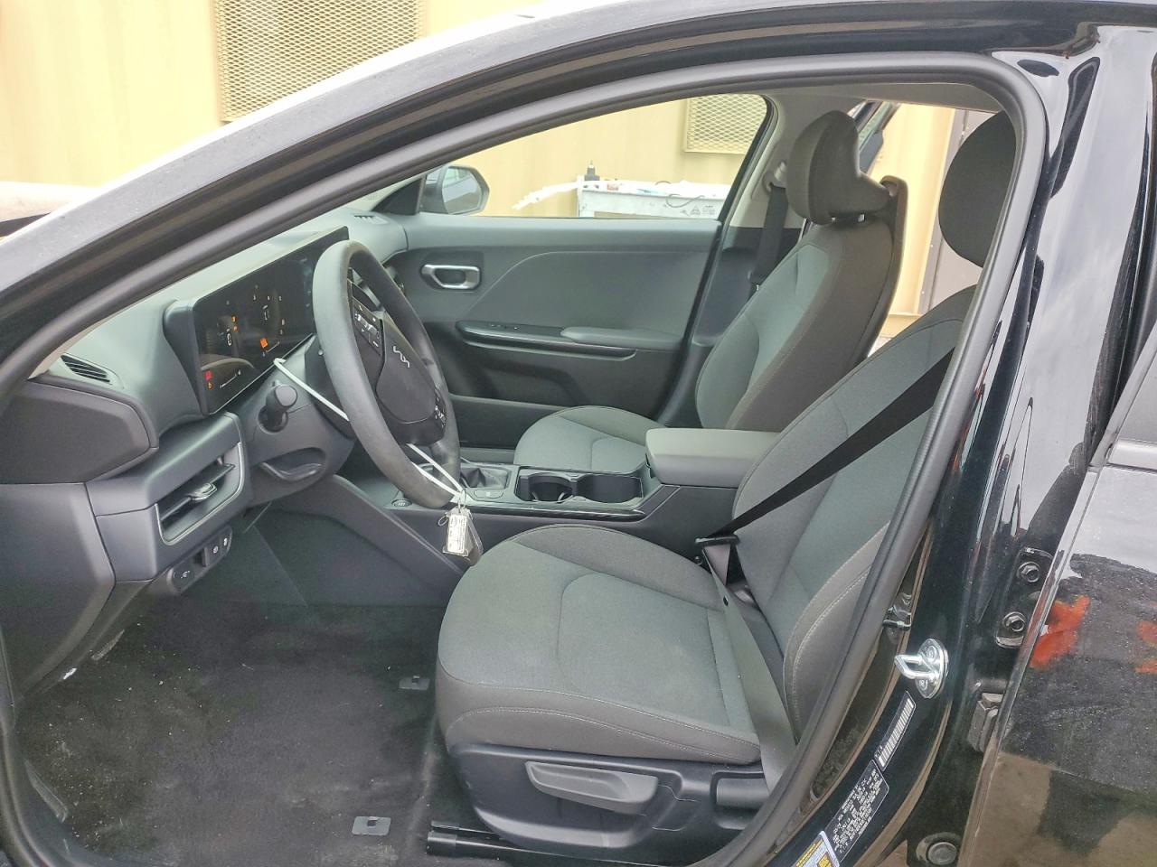 2025 KIA K4 LX photo 7