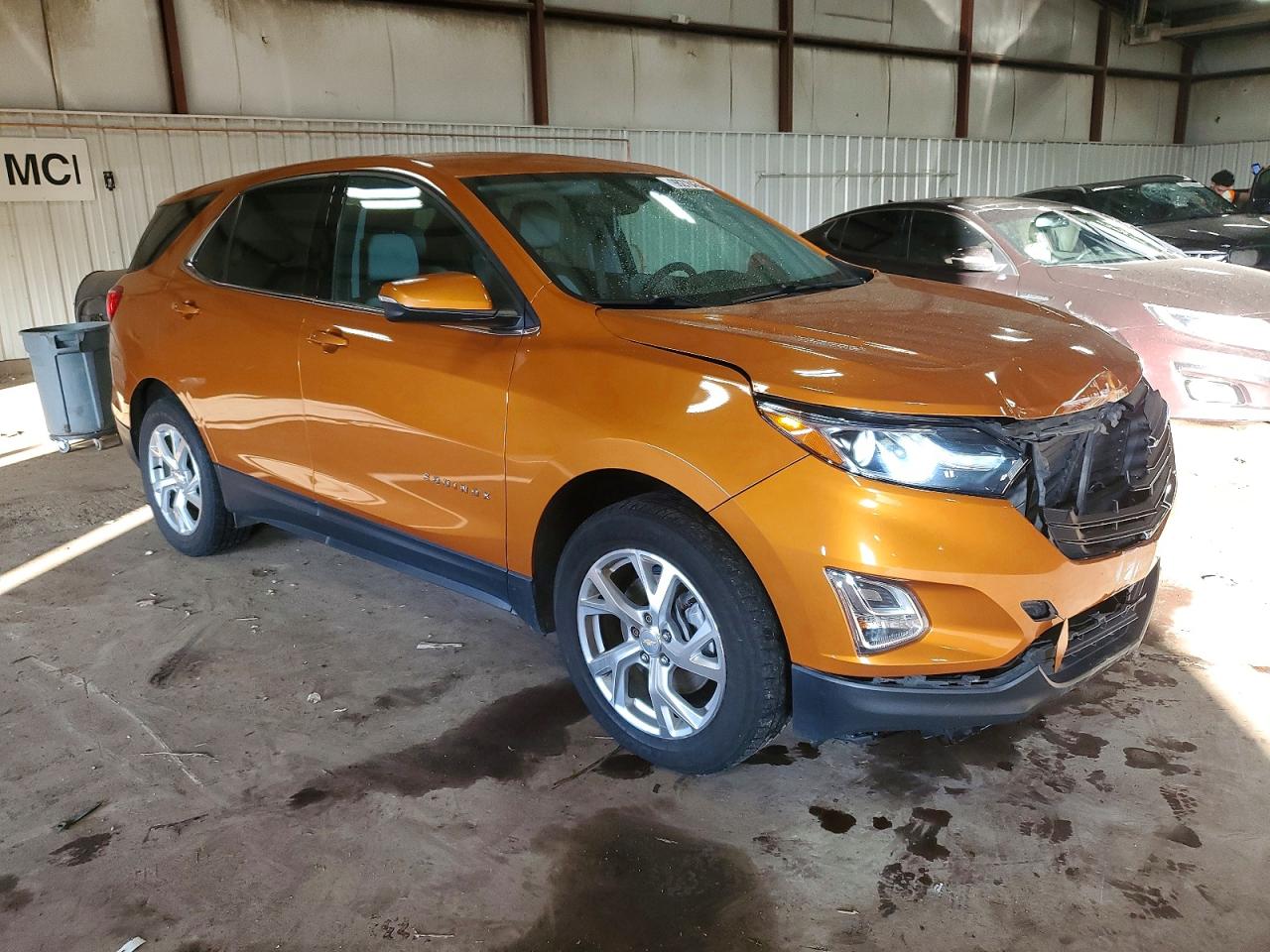 2018 CHEVROLET EQUINOX LT photo 4