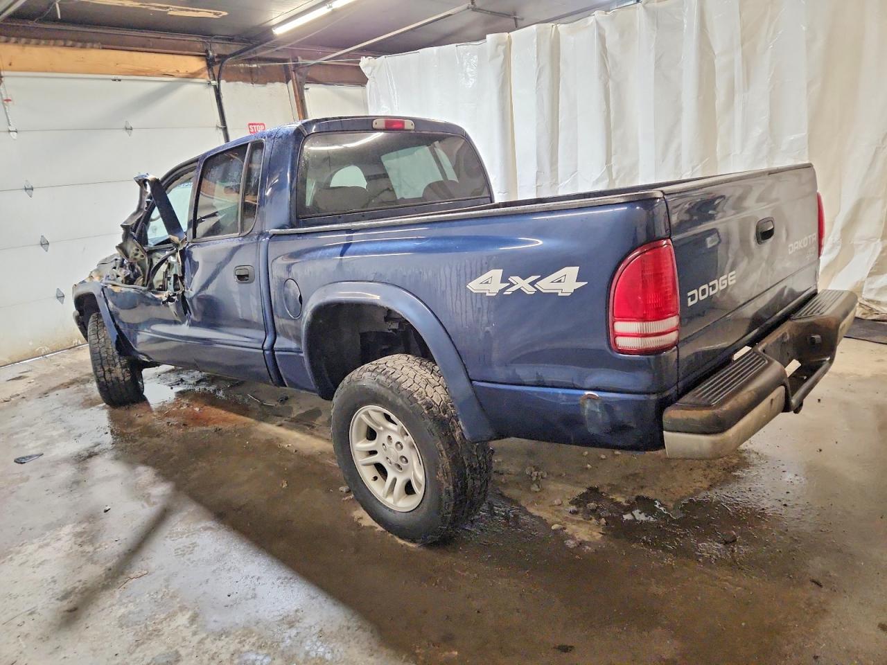 2003 DODGE DAKOTA QUAD SPORT photo 2