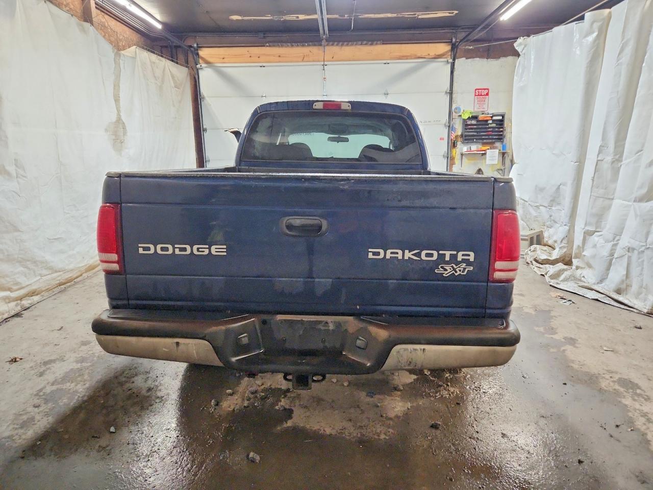 2003 DODGE DAKOTA QUAD SPORT photo 6