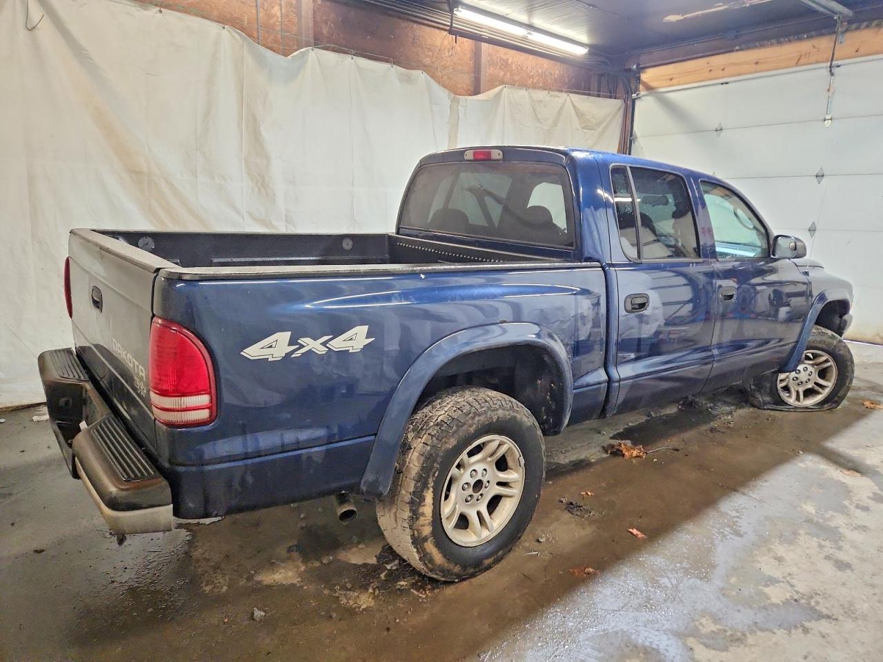 2003 DODGE DAKOTA QUAD SPORT photo 3