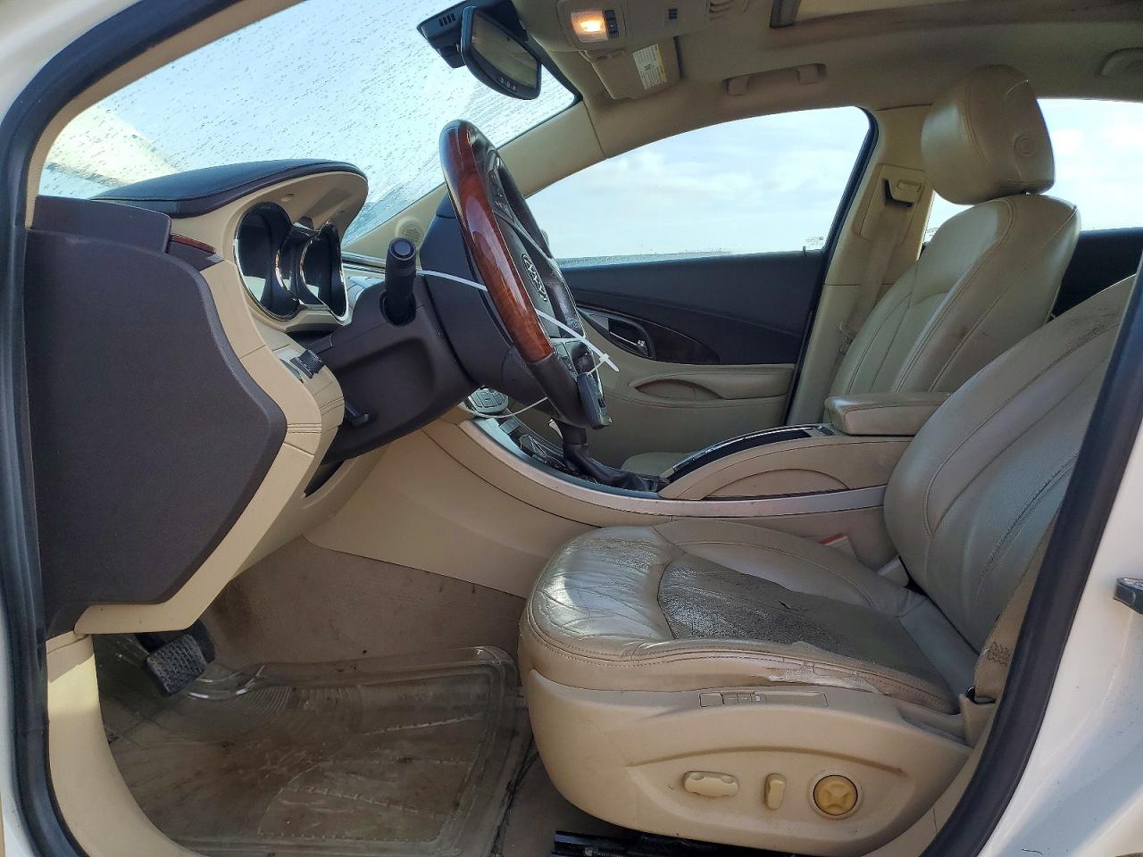 2010 BUICK LACROSSE photo 7