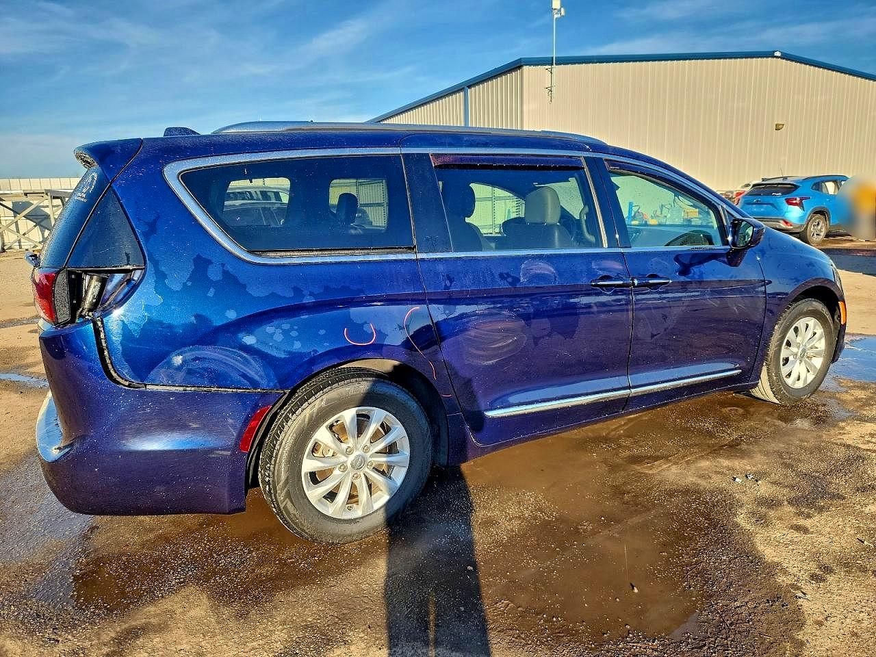 2019 CHRYSLER PACIFICA TOURING L photo 7