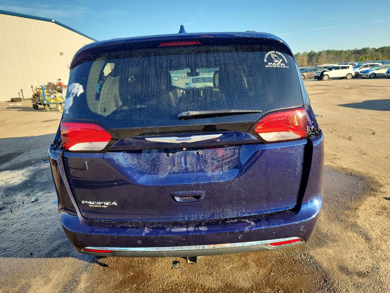2019 CHRYSLER PACIFICA TOURING L photo 16