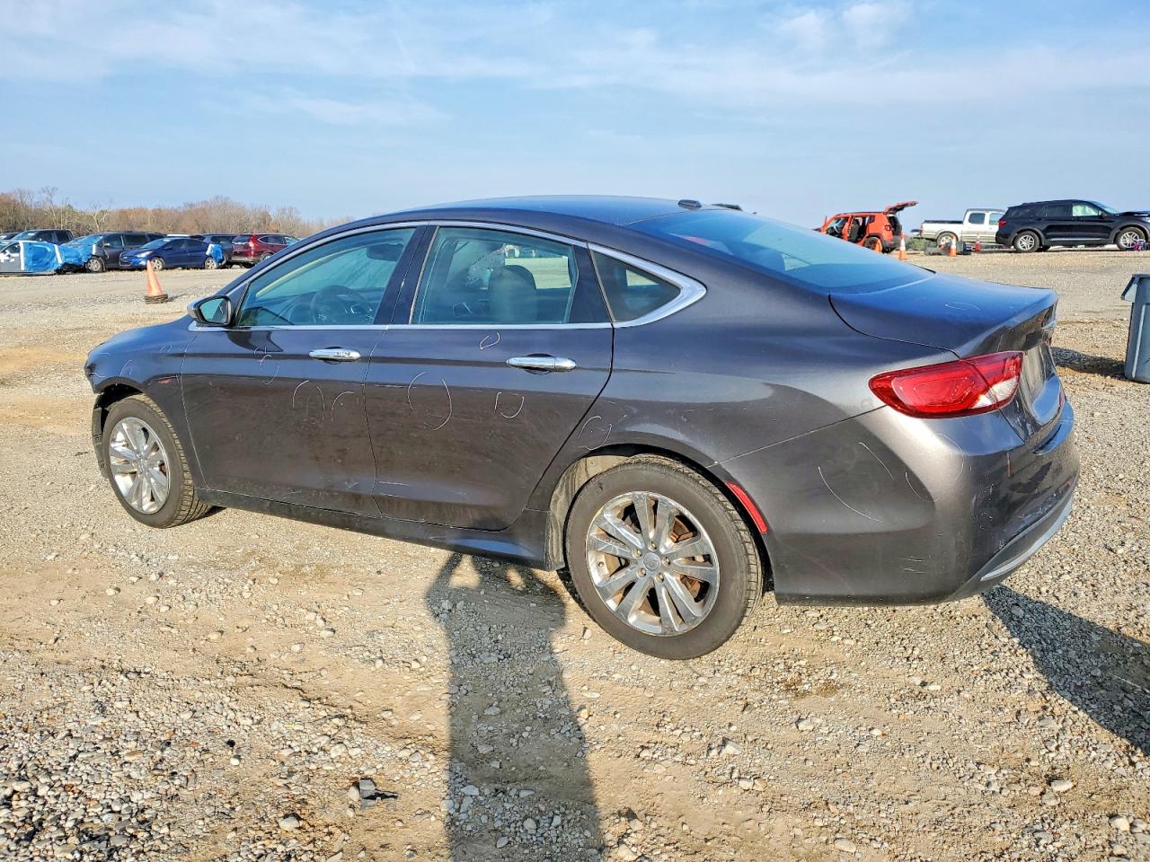2015 CHRYSLER 200 LIMITED photo 2