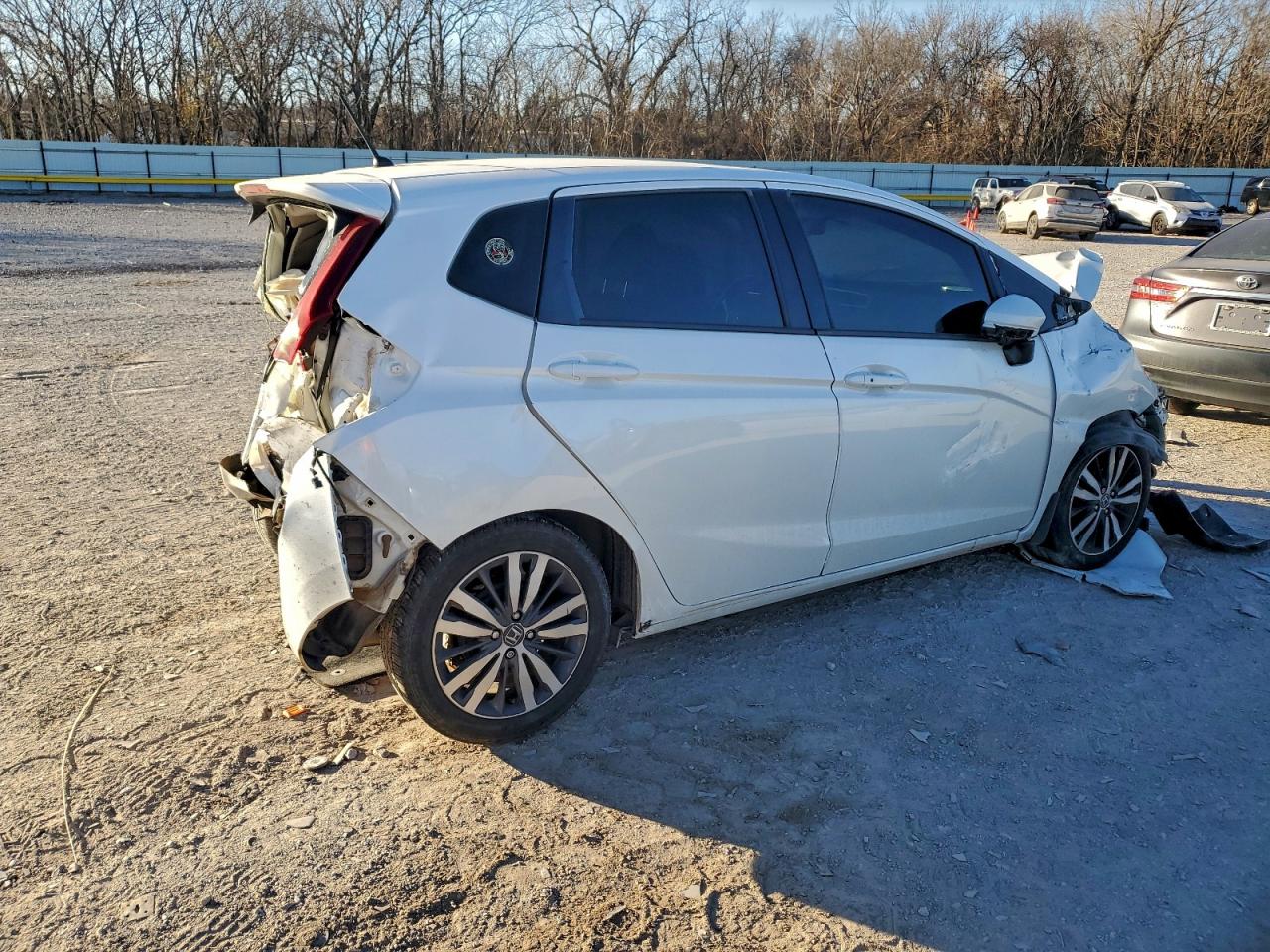 2016 HONDA FIT EX photo 3