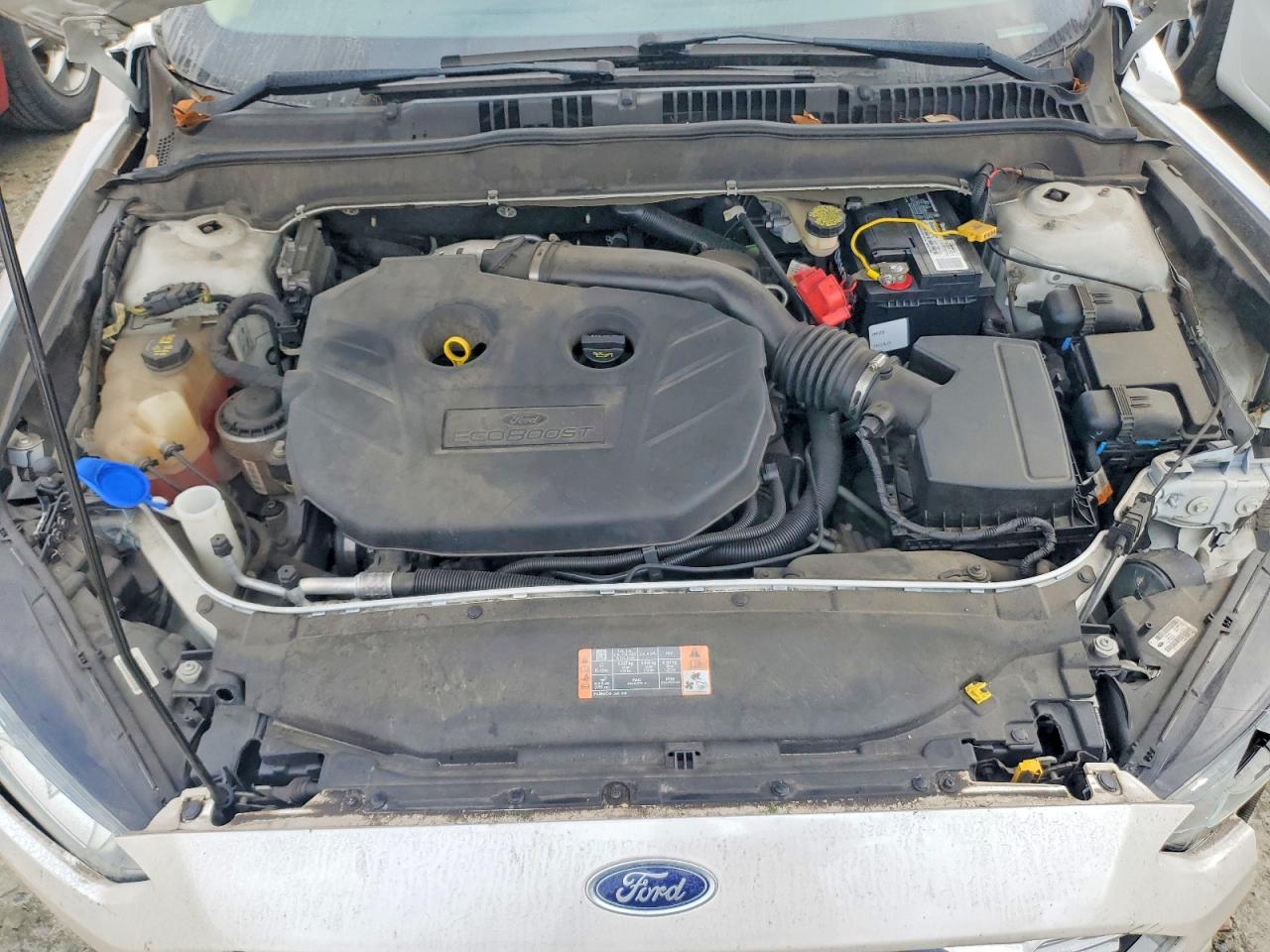 2016 FORD FUSION SE photo 11