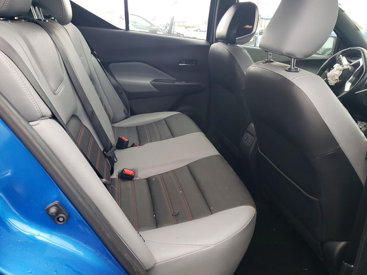 2021 NISSAN KICKS SR photo 11